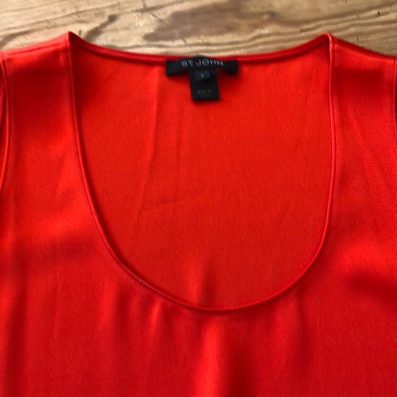 St. John liquid satin tank - Picture 7 of 7